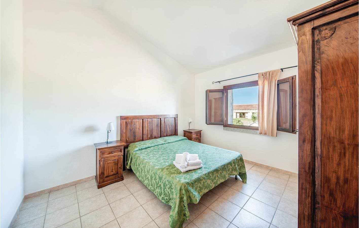 Foto 6 von 23: Appartement am Strand mit Pool und Parkplatz