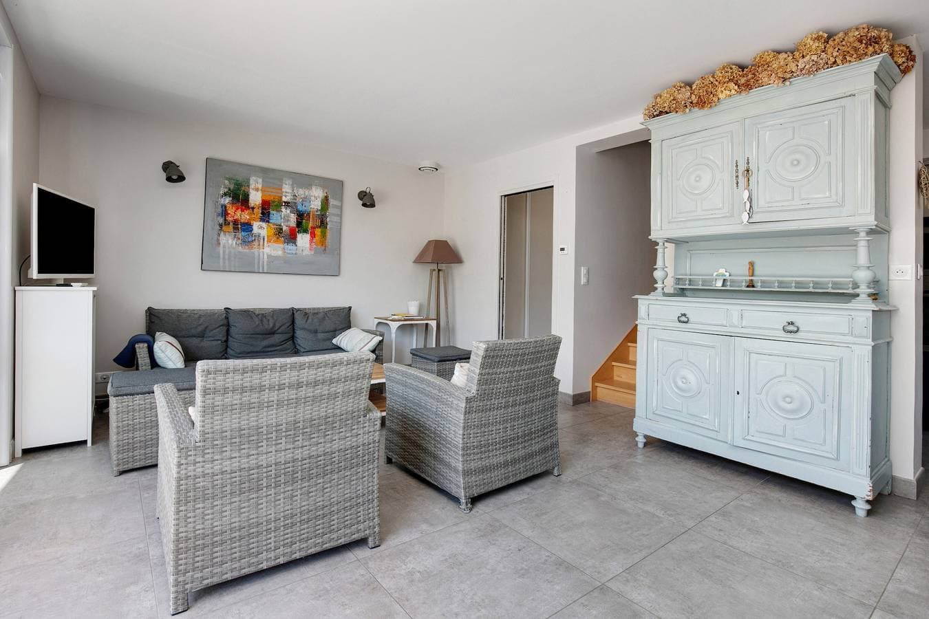 Foto 8 von 31: Familienhaus 30 m vom Strand mit Meerblick, privater Terrasse und WLAN
