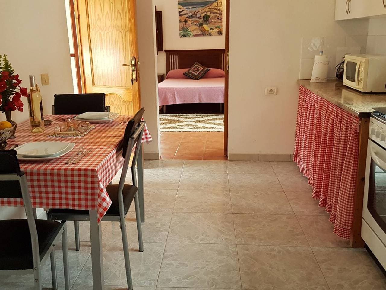 Foto 5 von 34: Vivelorural ático y terraza en El Risco de Agaete
