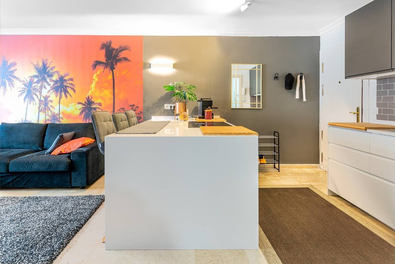 Foto 6 von 25: Ferienwohnung '1line Beach' mit Meerblick, WLAN und Klimaanlage