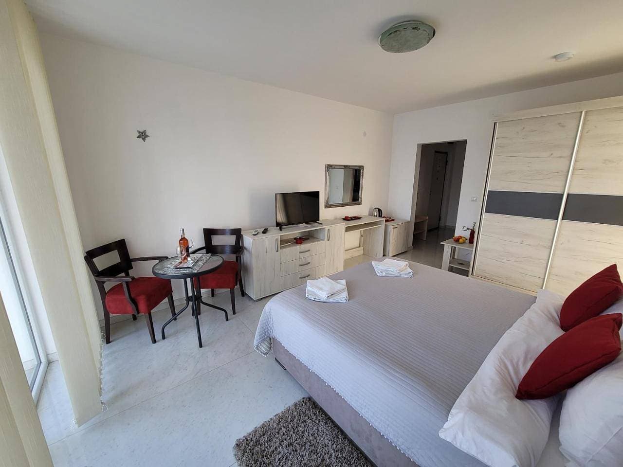 Foto 12 von 77: Double Room with Lake View