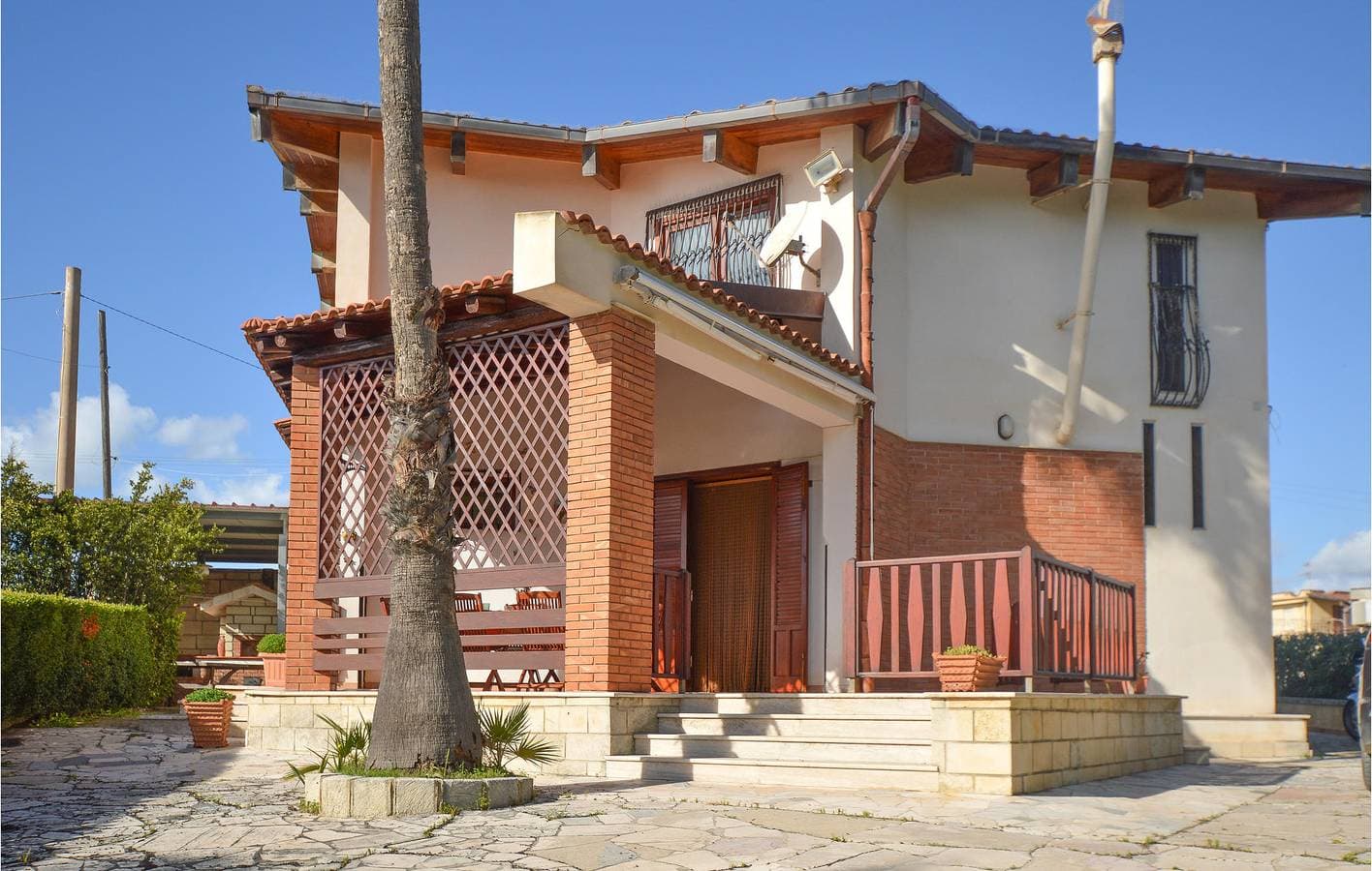 Klimatisierte Wohnung mit Terrasse, Parkplatz und Internet | 400m zum Strand 1