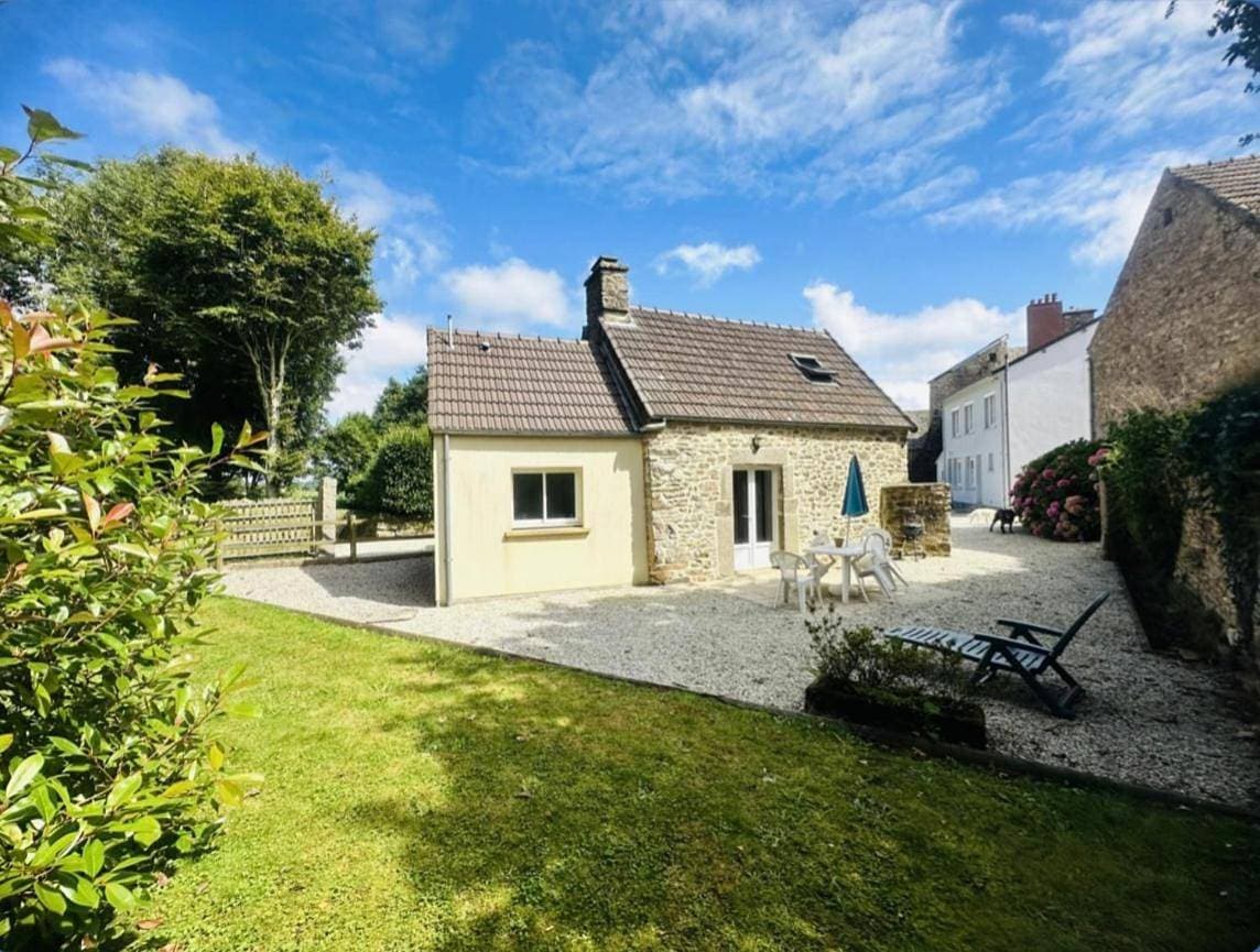Foto 4 von 12: Two-Bedroom House