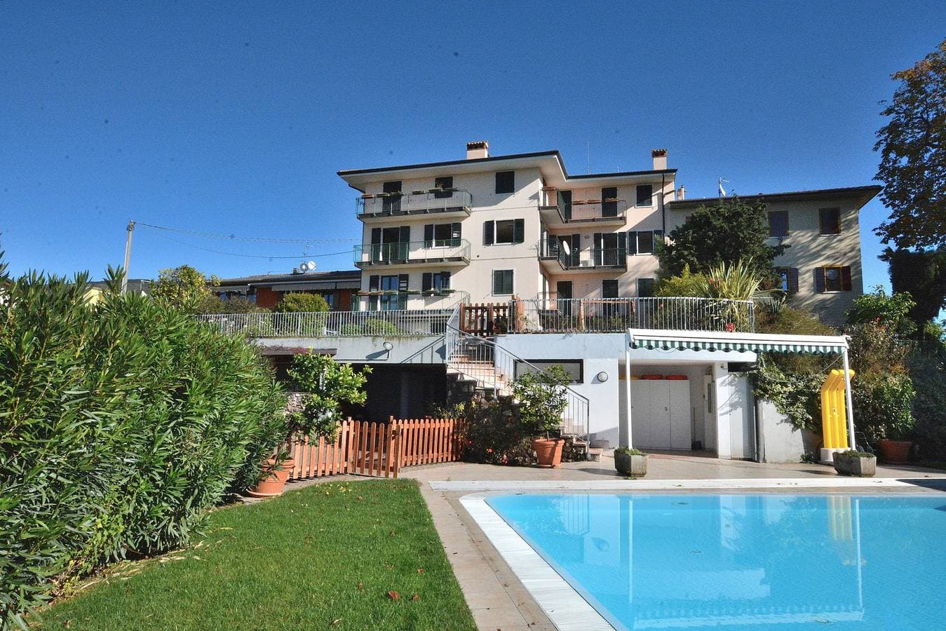 Foto 2 von 21: Casa Montegolo With Pool And Lake View