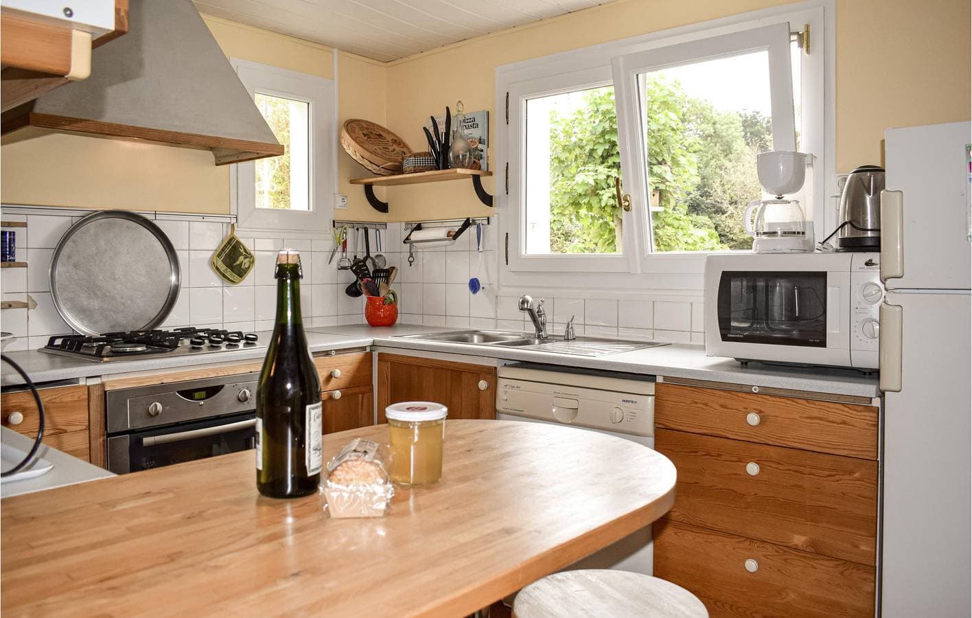 Foto 5 von 22: Gemütlicher Rückzugsort: Parkplatz, Garten, TV & Internet!