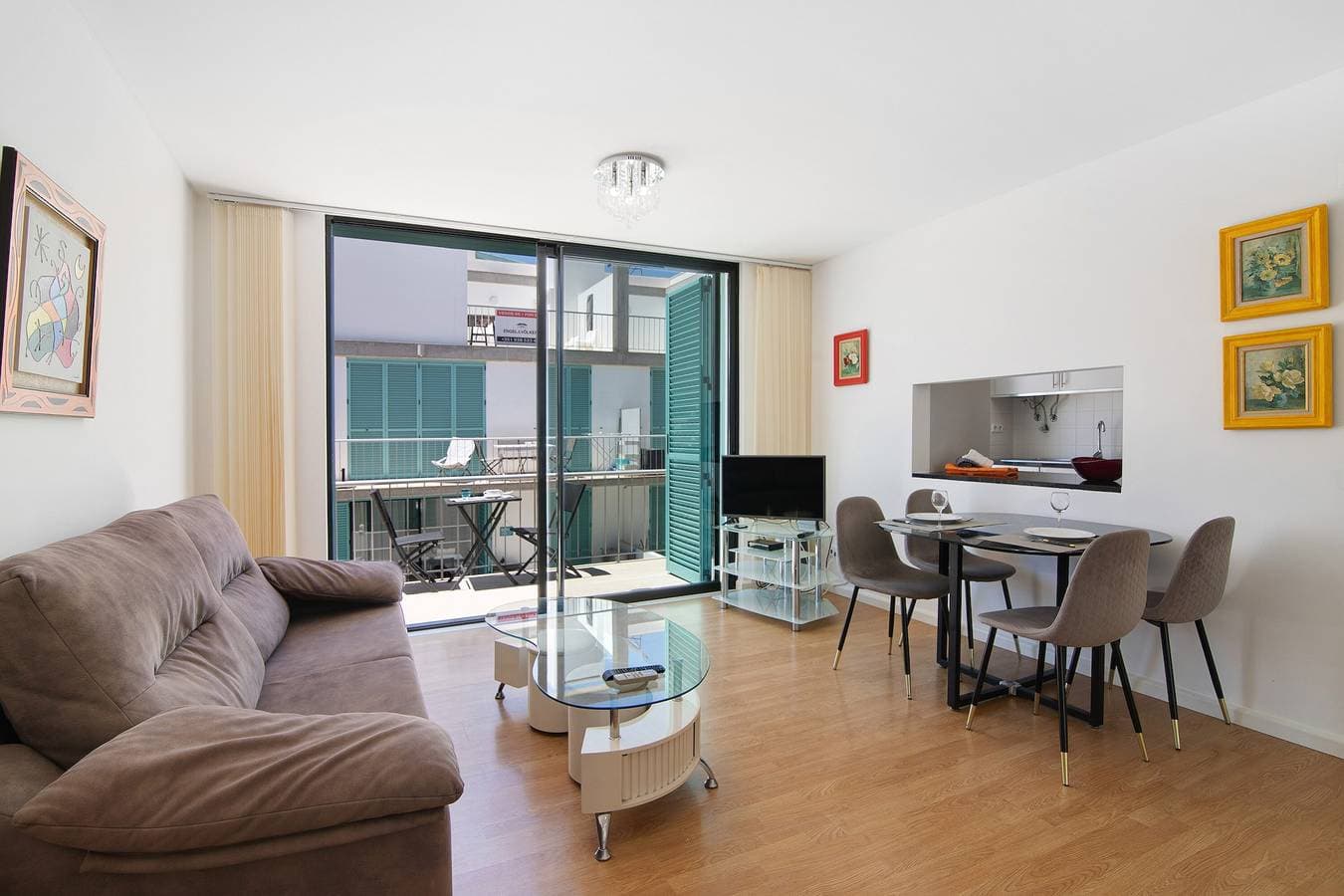 Foto 4 von 23: Ferienwohnung "Canellas Sunset 143" mit Balkon und Gemeinschaftspool