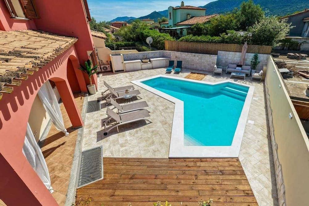Foto 11 von 30: Meeresvilla Für Familien Mit Veranda Und Garten