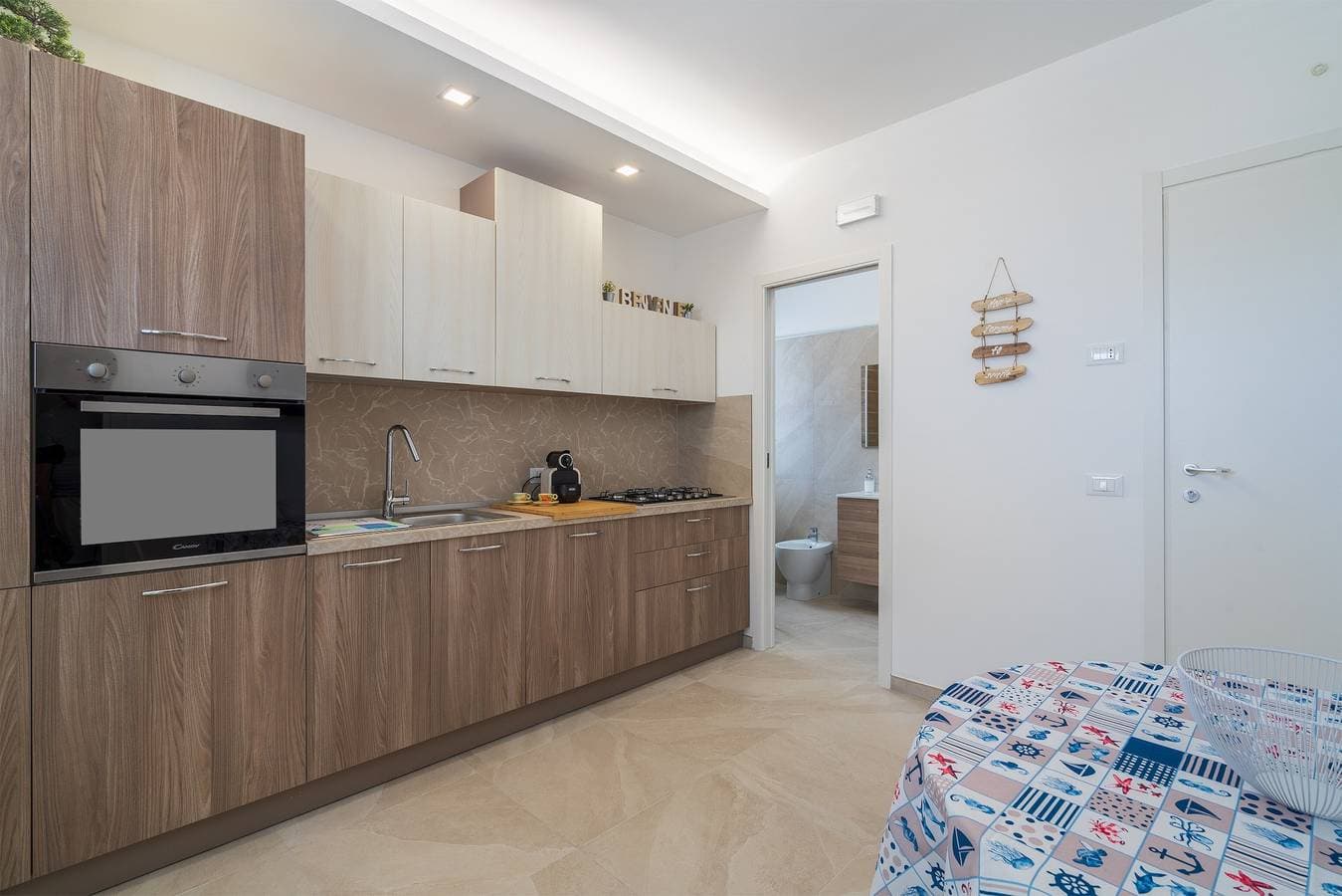 Foto 8 von 26: Ferienwohnung "Apt Giulia A Due Passi Dal Mare" mit Meerblick, Balkon und WLAN