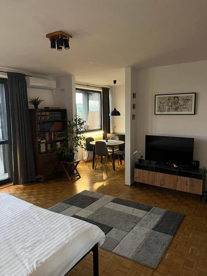 Foto 2 von 24: One-Bedroom Apartment