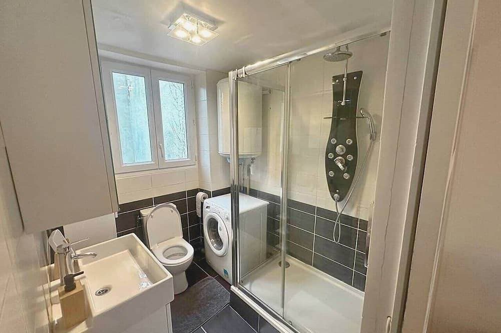 Foto 3 von 7: Charming apartment in the heart of Rueil-Malmaison.