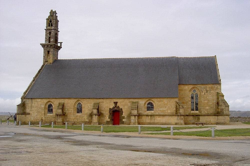 Foto 12 von 24: Panorama-Blick auf den Hafen von Camaret sur Mer