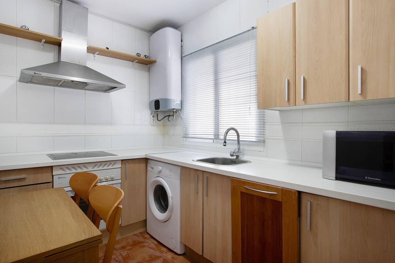 Foto 8 von 34: Ferienwohnung 'Benalmarina' mit Gemeinschaftspool, WLAN und Klimaanlage