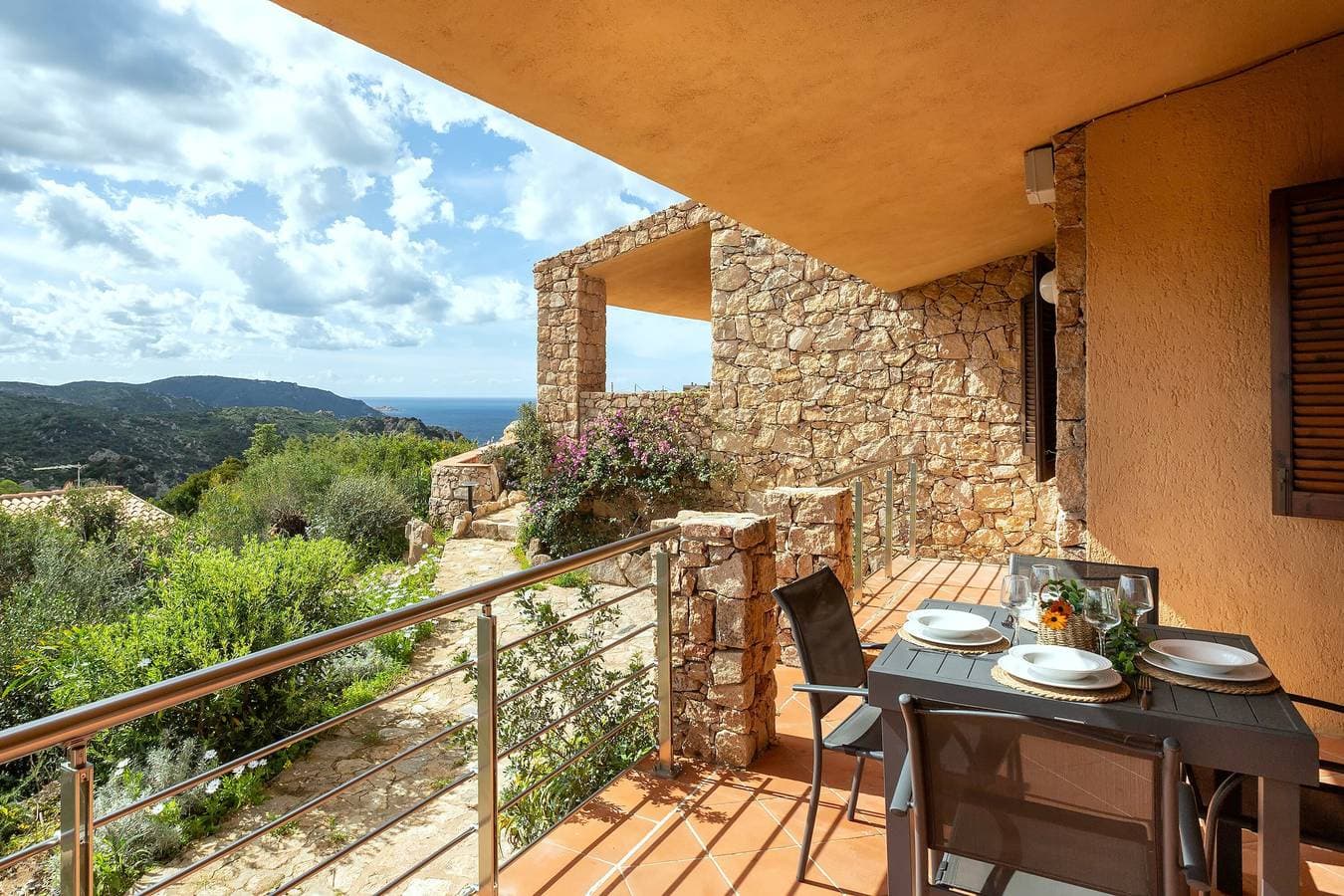 Foto 3 von 28: Ferienhaus 'Residence Bellavista 2' mit Meerblick, WLAN und Klimaanlage