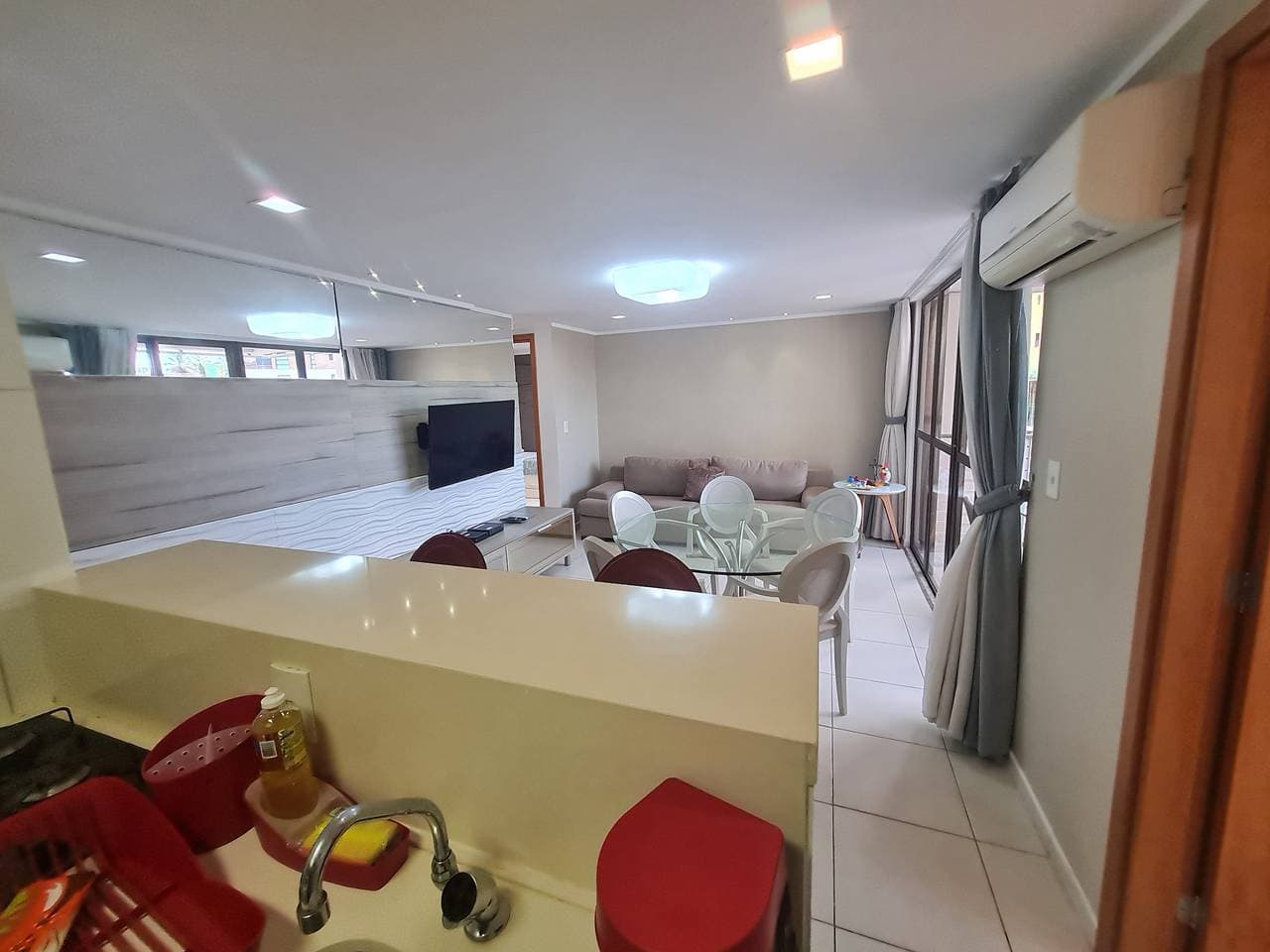 Foto 7 von 17: Ferienwohnung für 6 Personen mit Balkon