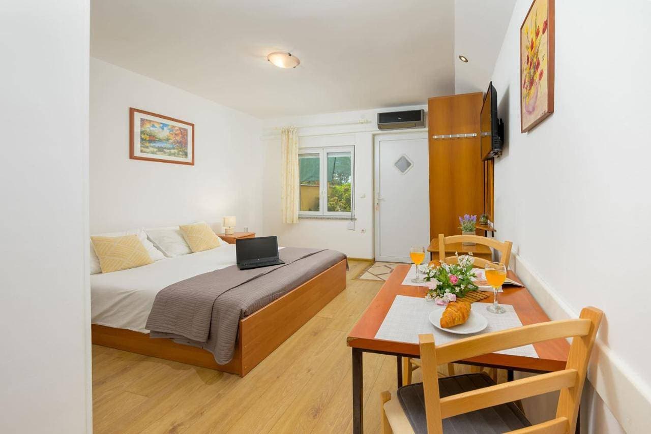 Foto 4 von 52: One-Bedroom Apartment with Patio (2 Adults)