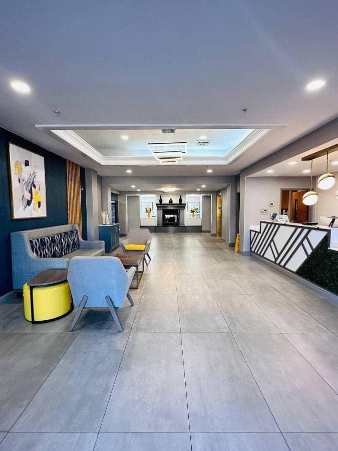 Comfort Inn & Suites Ashland - Richmond North 1