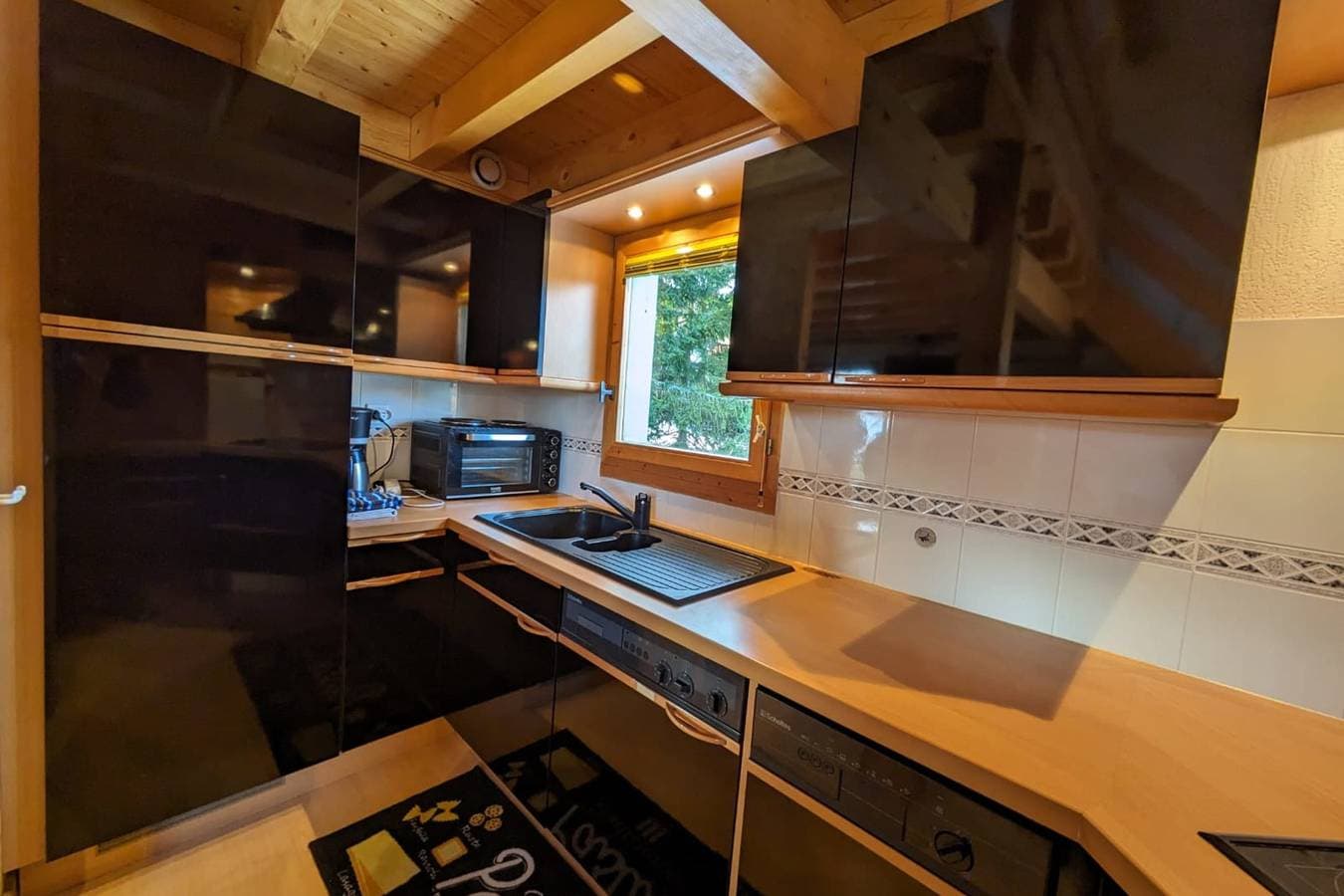 Foto 7 von 30: Chalet für 6 Personen mit Terrasse