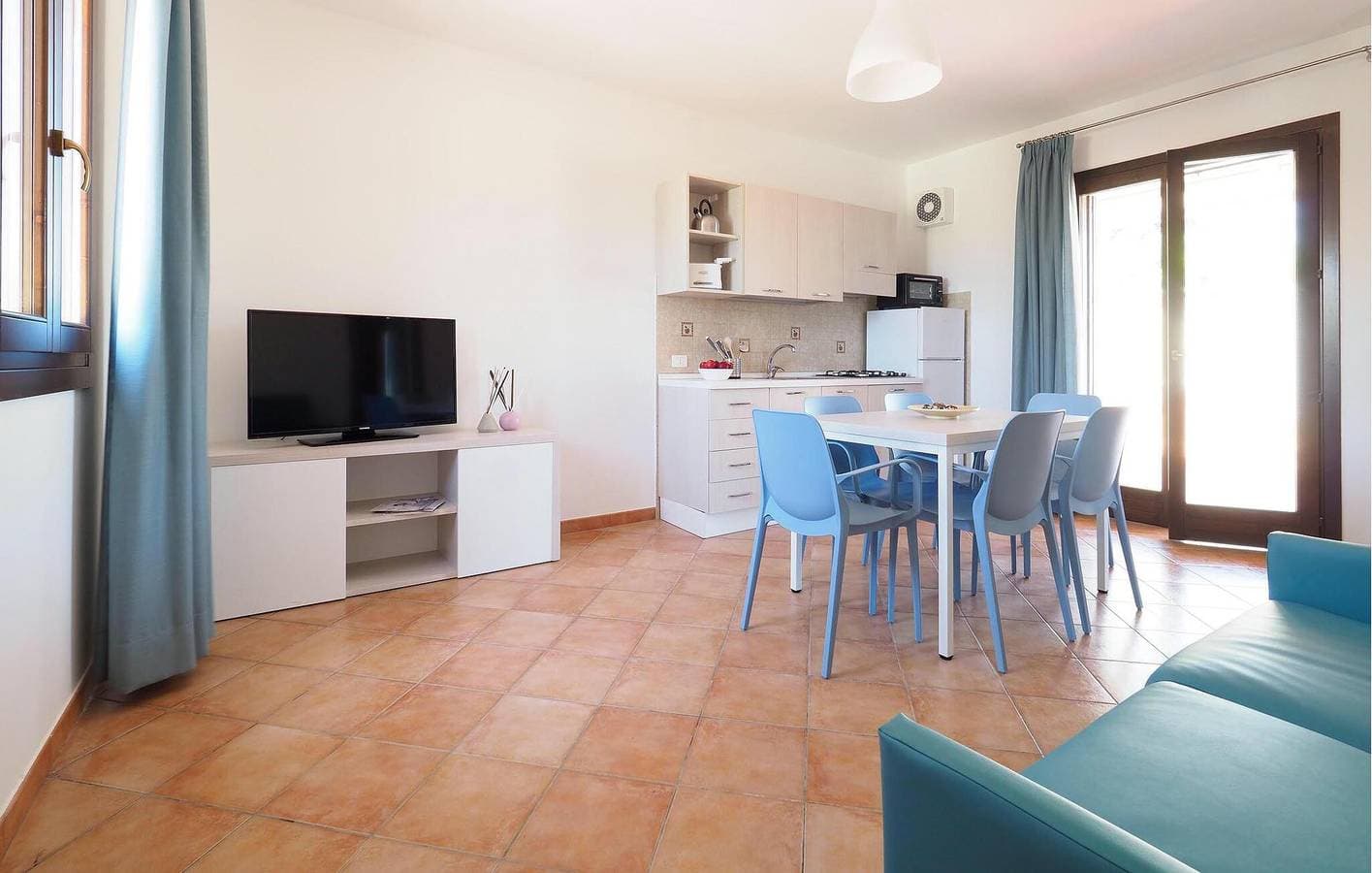 Foto 8 von 21: Apartment mit Meerblick, Parkplatz, Terrasse und AC