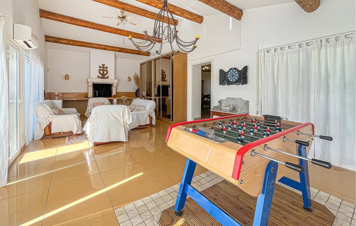 Foto 7 von 28: Geräumige Ferienwohnung mit Pool, WLAN und Terrasse in der Nähe von La Casa Pizza