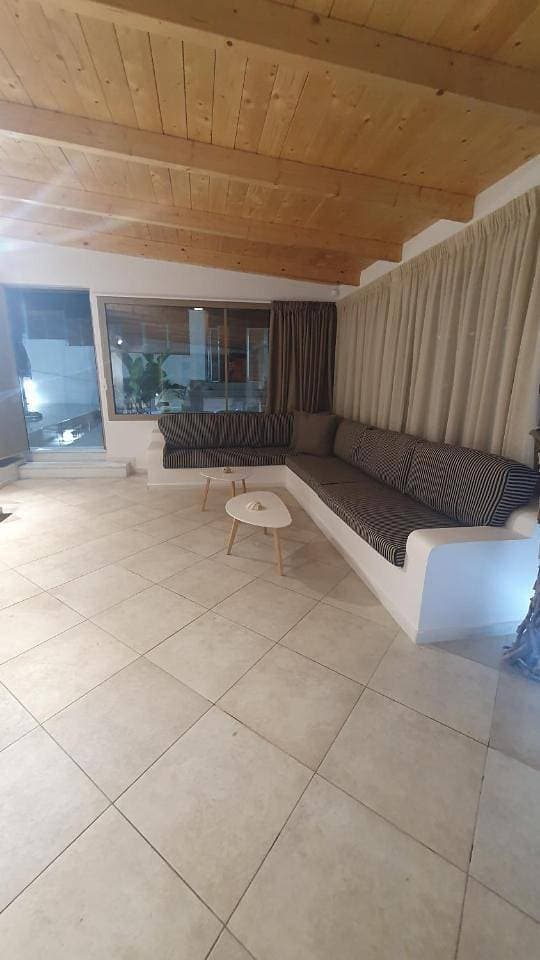 Foto 12 von 46: Villa - Beach Front