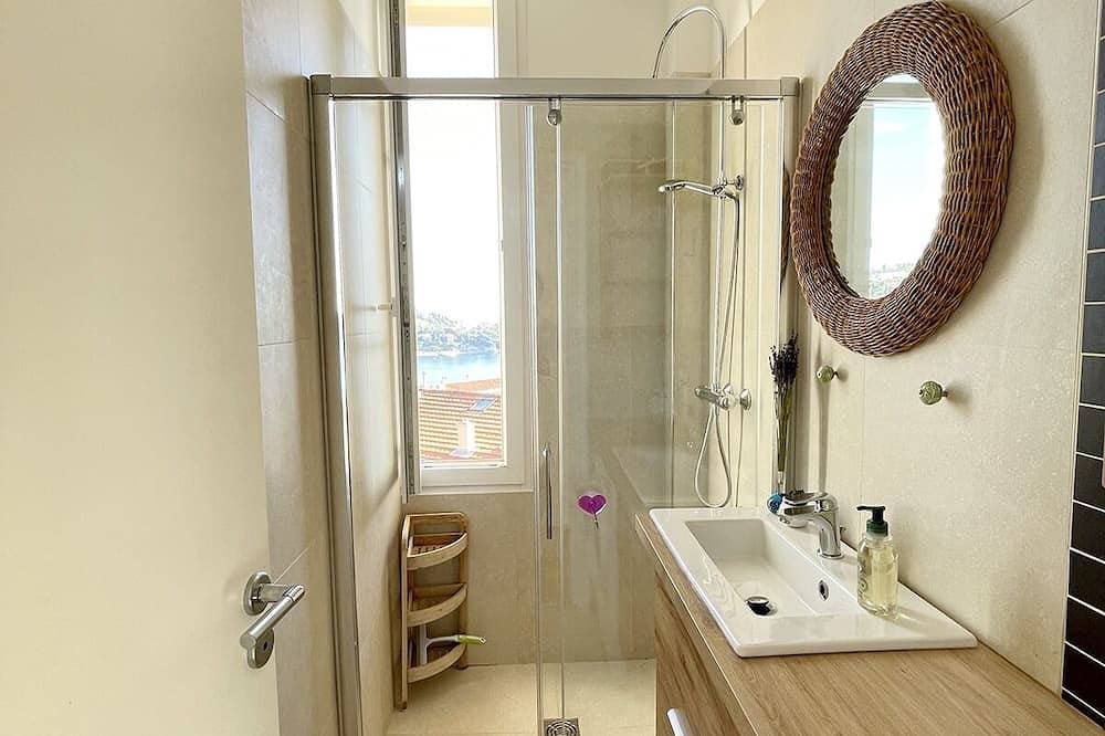 Foto 7 von 27: 25. Bright apartment with two bedrooms & balcony with a lovely sea view