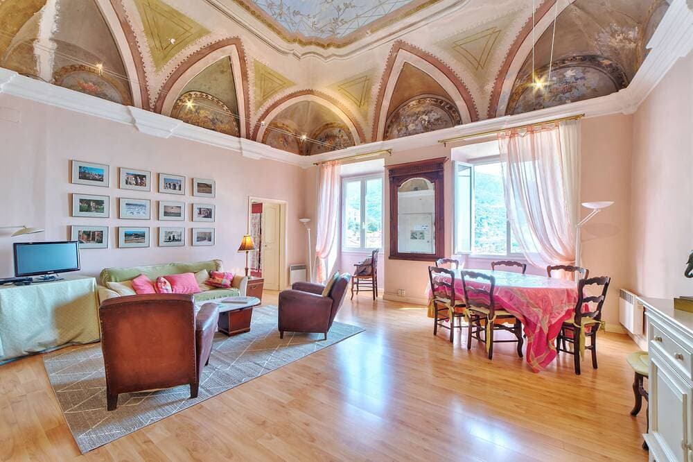 Wohnung mit Gewölbebau in der Altstadt 1