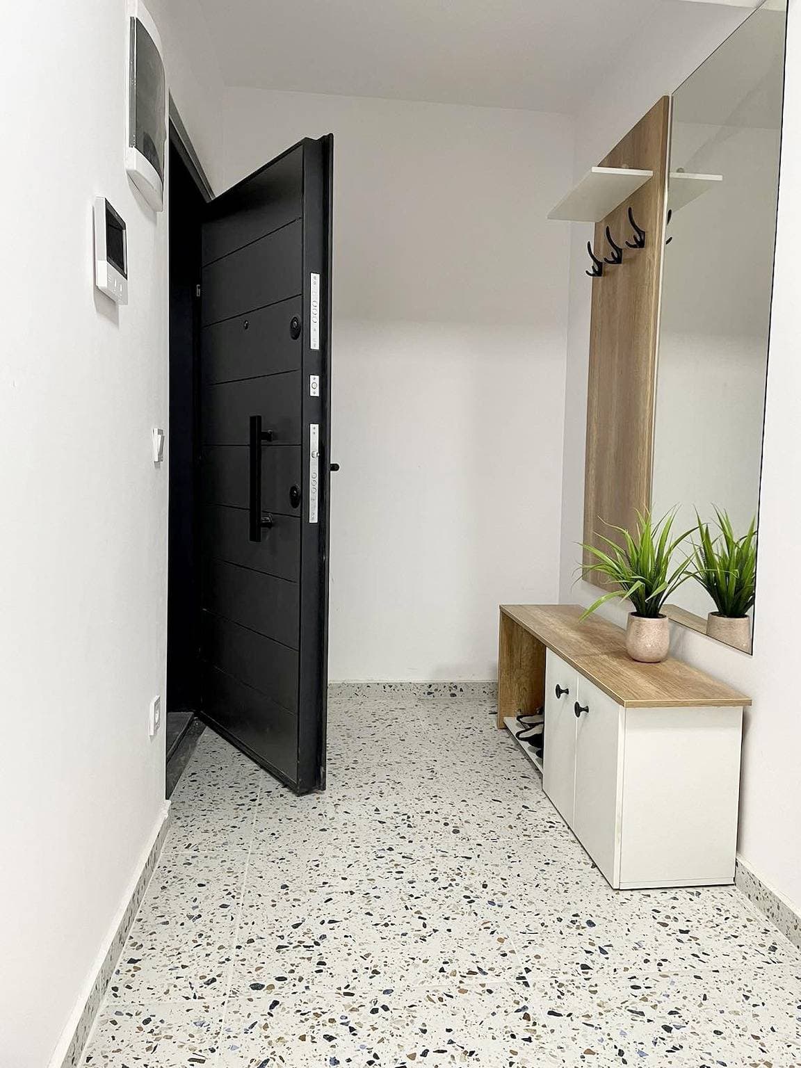 Foto 12 von 38: Ferienwohnung für 4 Personen mit Balkon