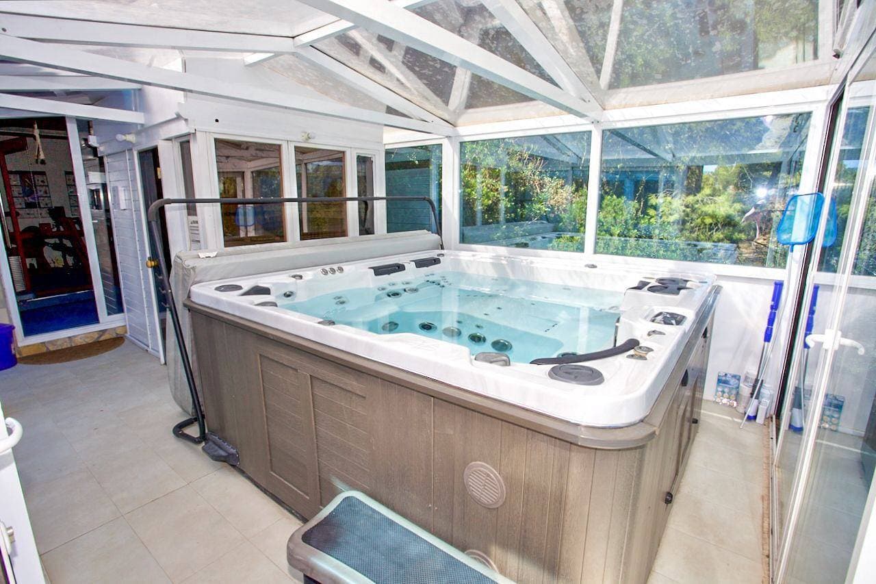 Foto 8 von 19: Villa für 10 Personen mit Whirlpool