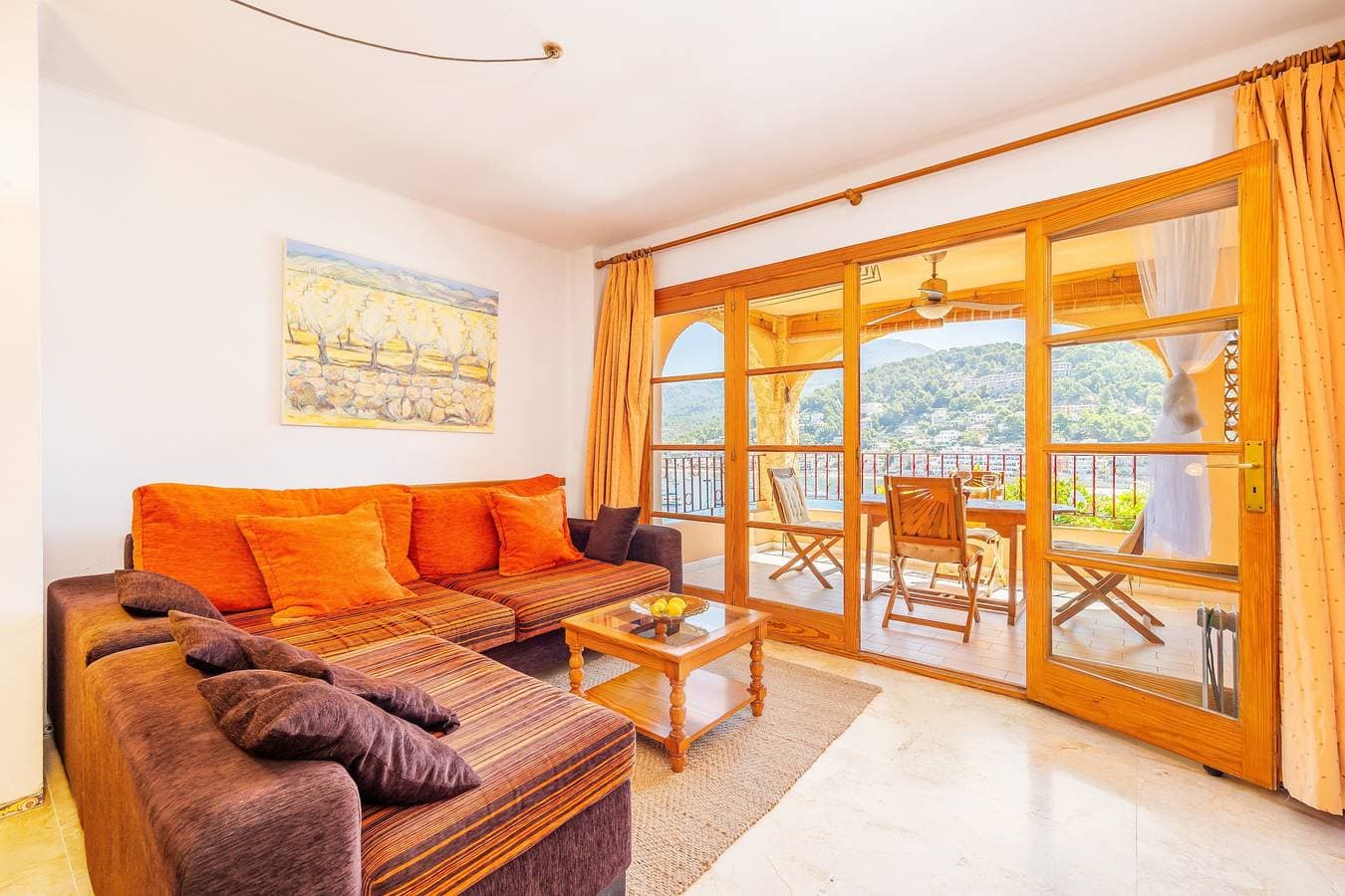 Foto 4 von 28: Apartment „Montemar 19“ mit Meerblick, Gemeinschaftspool und WLAN