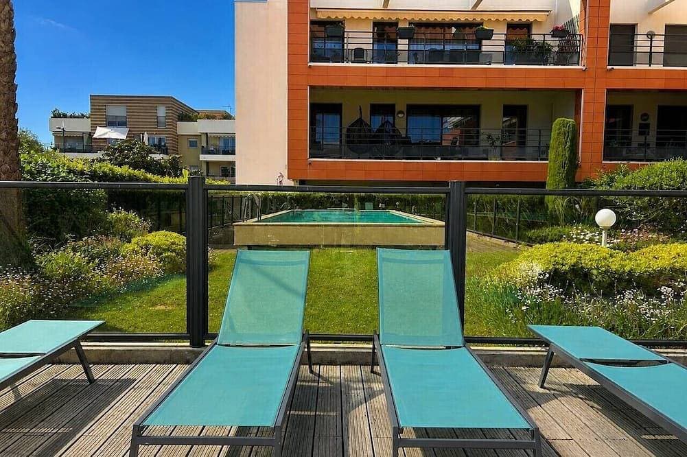 Foto 13 von 13: 2-Bedroom Apartment with Private Terrace · Pool · 50m from the Beach · Parking