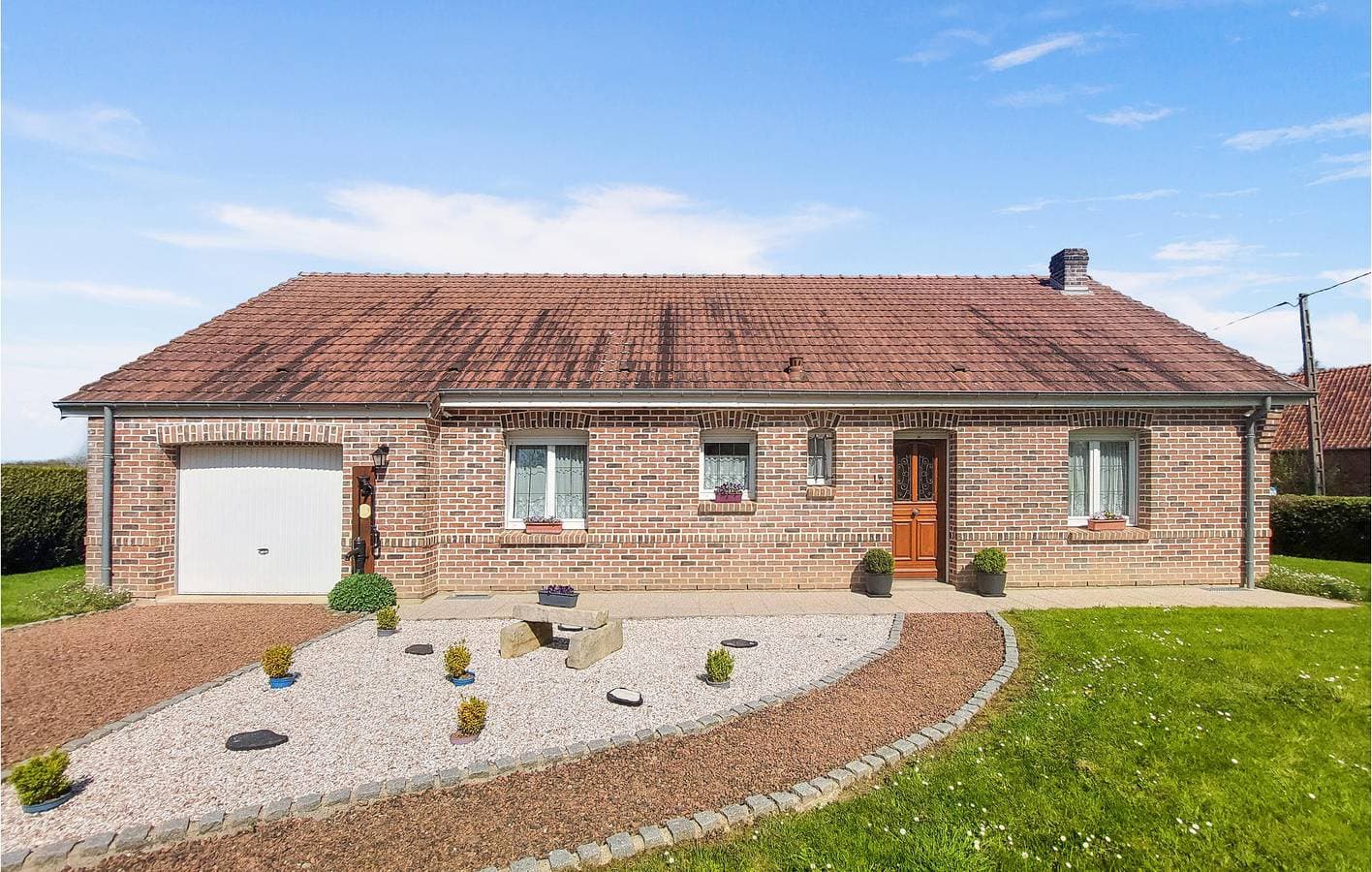 Gemütliche Gartenwohnung 300m vom Zentrum von Quœux-Haut-Maînil 1