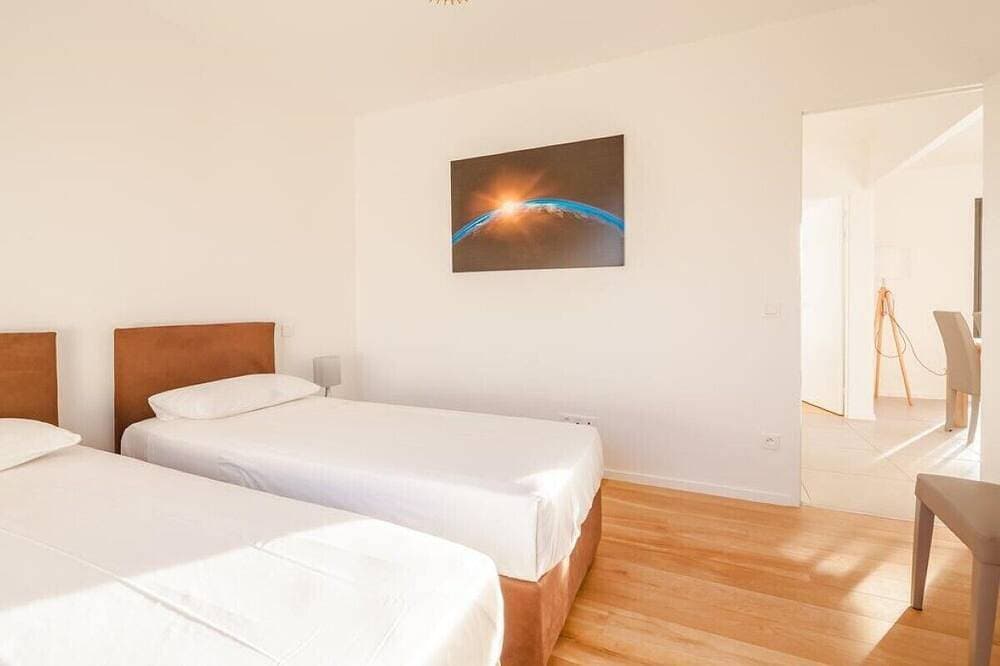 Foto 5 von 30: Villa Near Porto Vecchio with Private Heated Pool Summer Kitchen