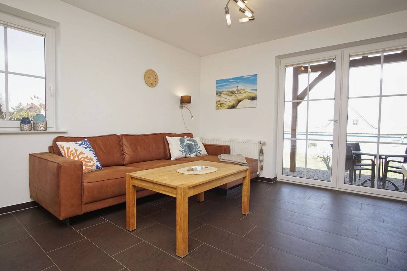 Foto 4 von 27: Schicke FeWo mit Terrasse, Schwimmbad&Sauna gratis - Haus De niege Wech FeWo 01
