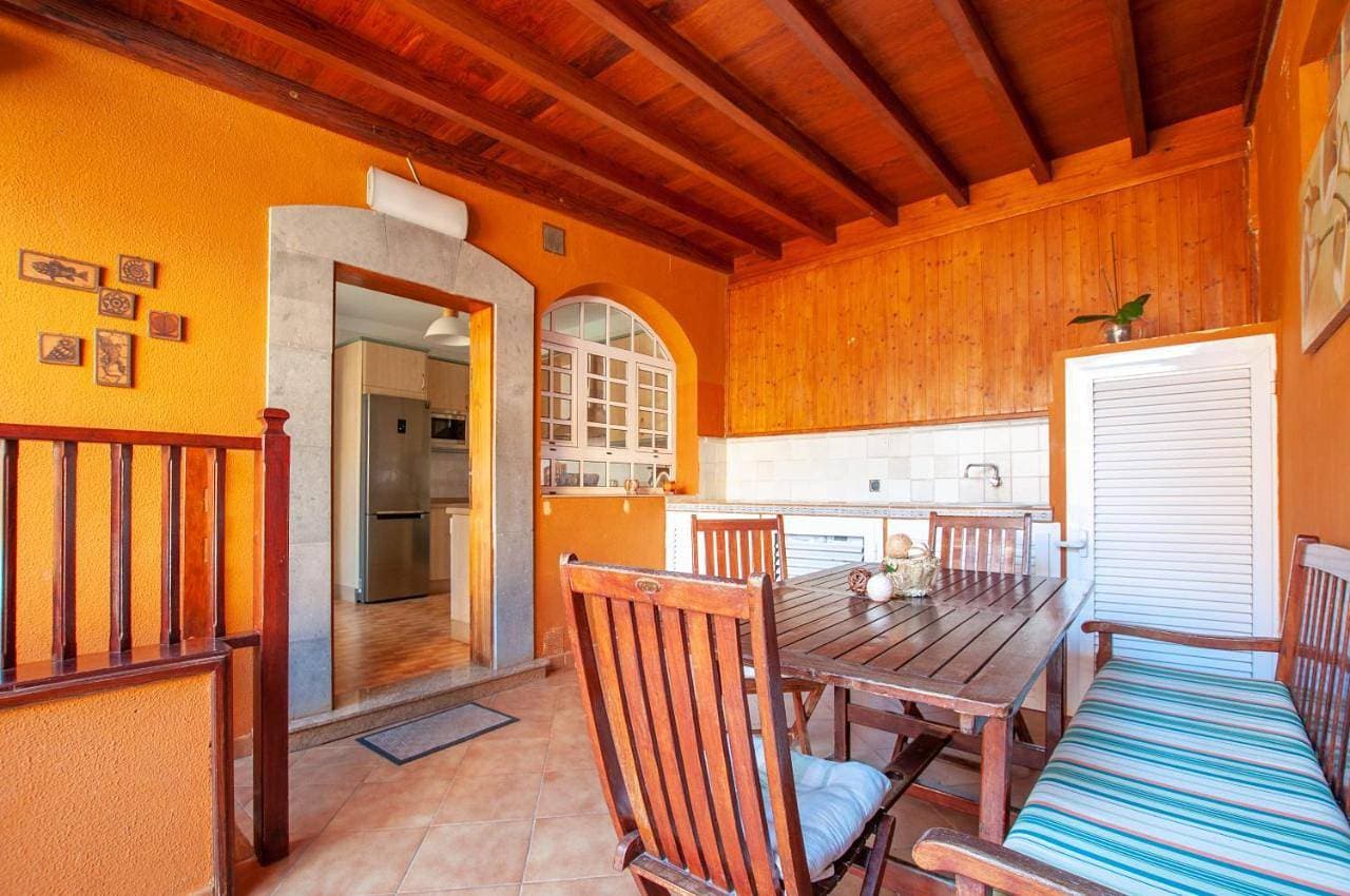 Foto 4 von 39: Three-Bedroom House