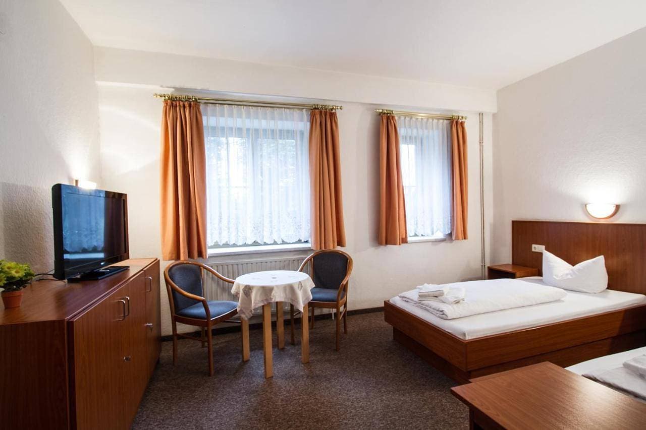 Foto 4 von 9: Double or Twin Room