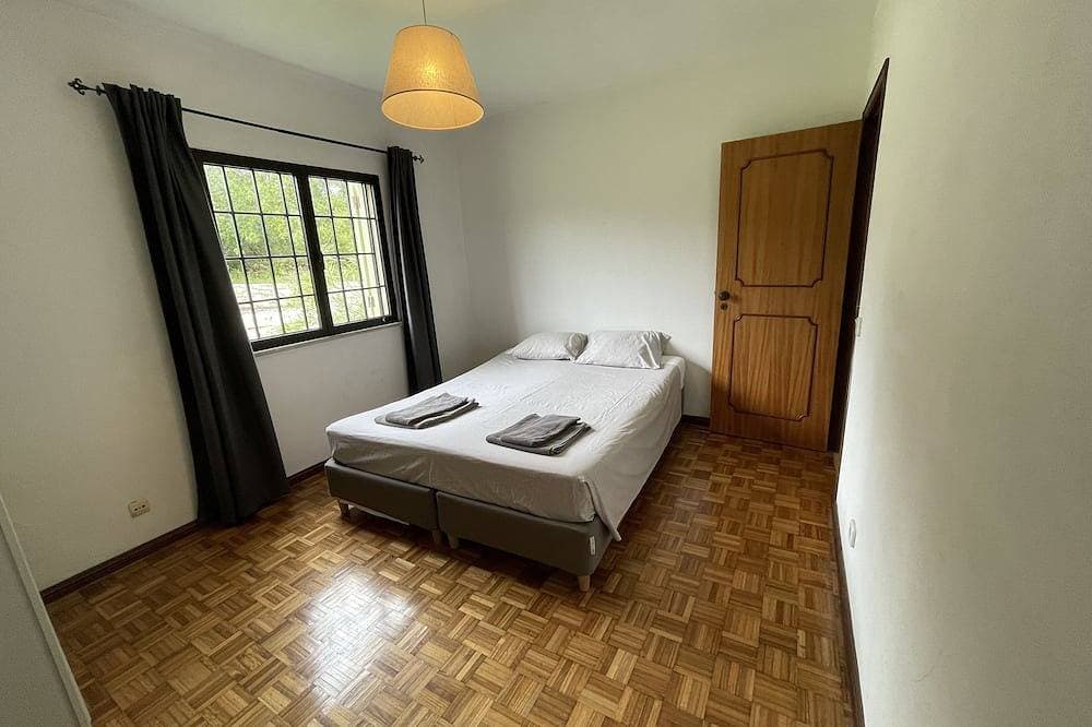 Foto 6 von 30: Wunderschöne Villa mit 5 Schlafzimmern, 4 Bädern, absolute Ruhe, tolle Aussicht, sehr gut gelegen