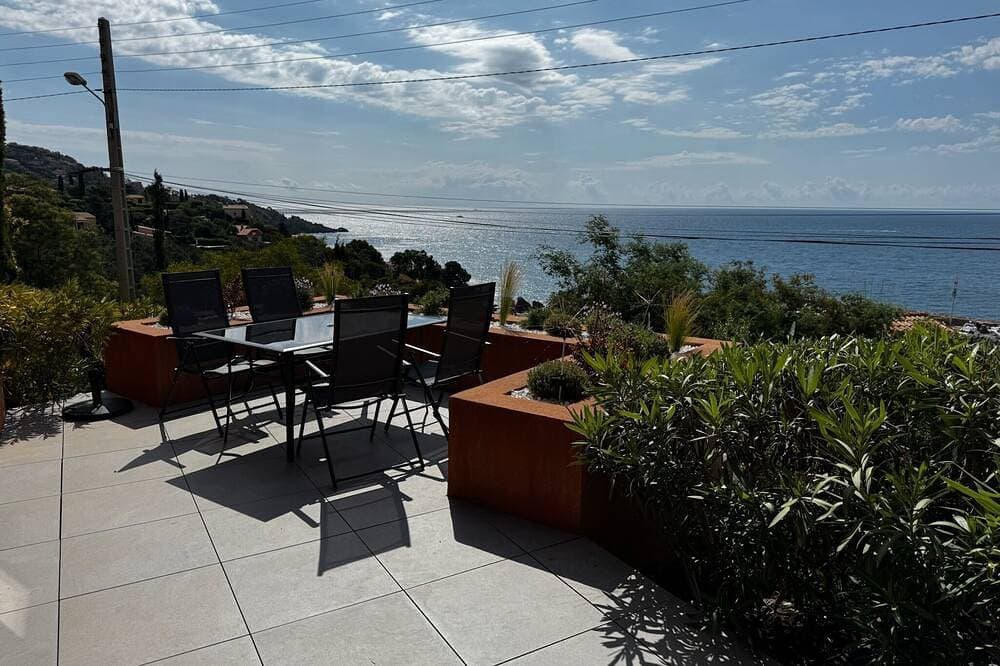 Residence Arc-en-Ciel 5 Star App A mit atemberaubendem Meerblick Nähe Cannes 1