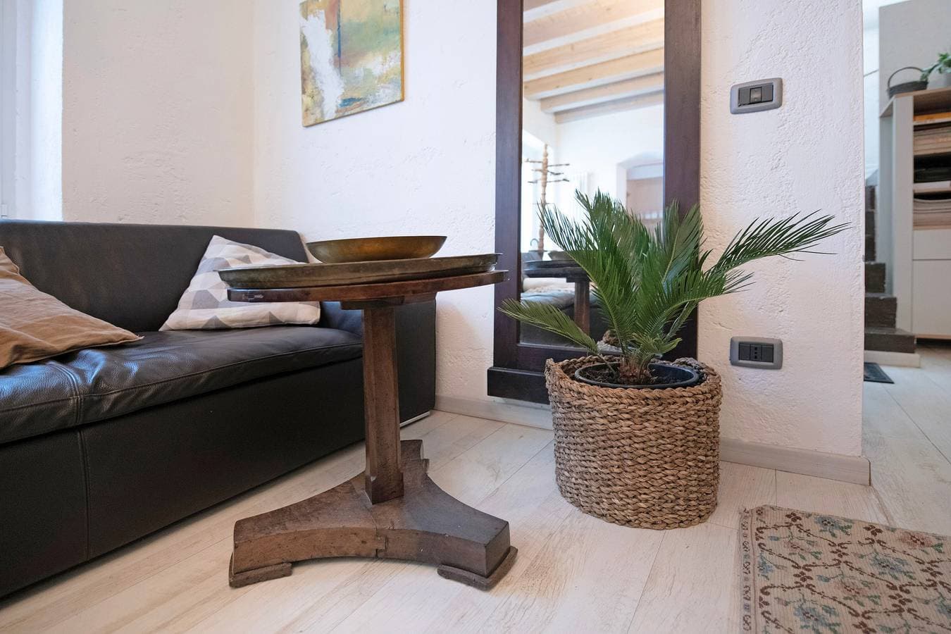 Foto 5 von 42: Ferienhaus Haus Siloah bei Desenzano, Weinfelder & Parkplatz