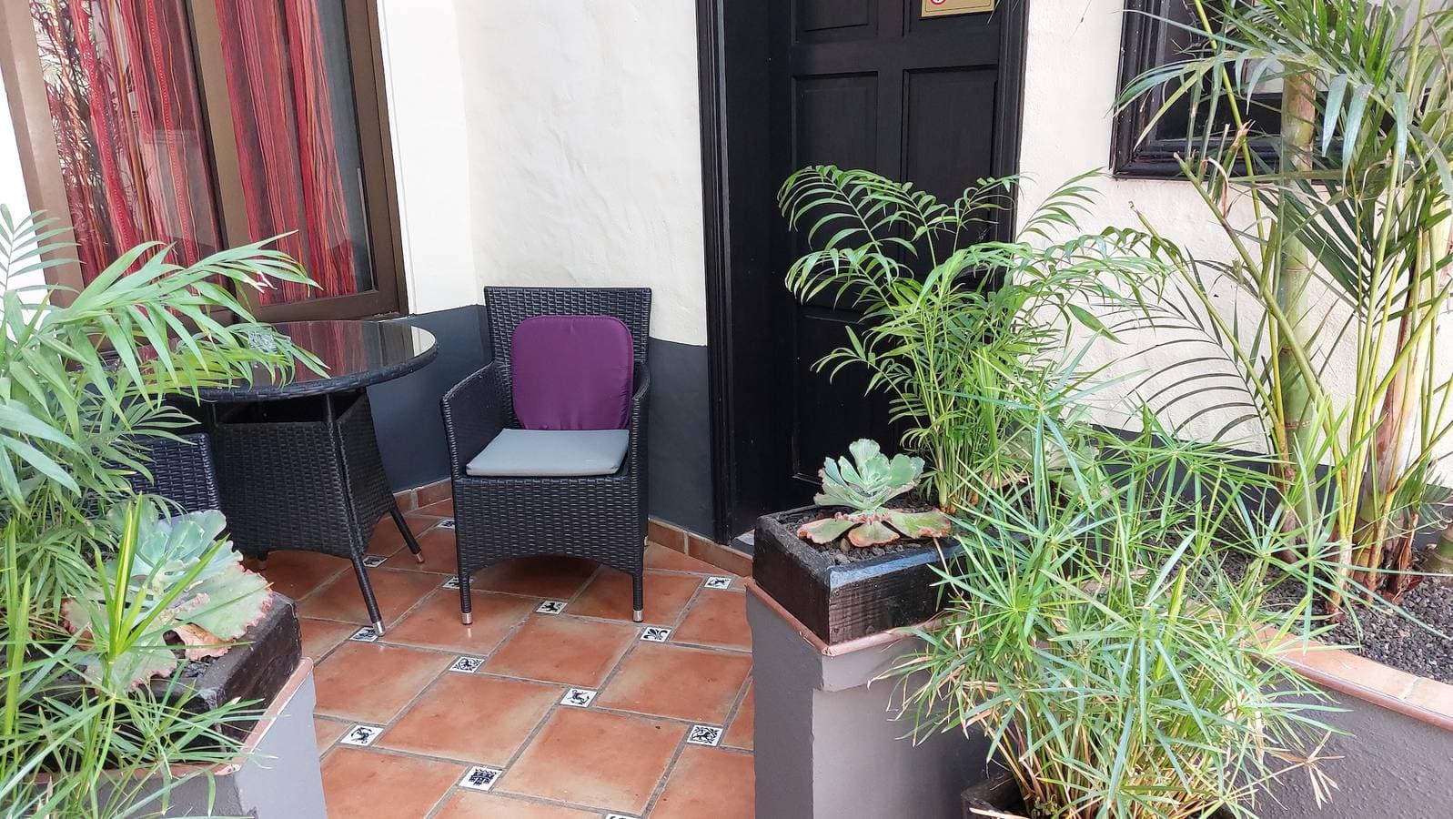 Foto 10 von 31: Ferienwohnung „Apartamentos Monasterio de San Antonio Nr. 2“ mit W-Lan und Innenhofterrasse