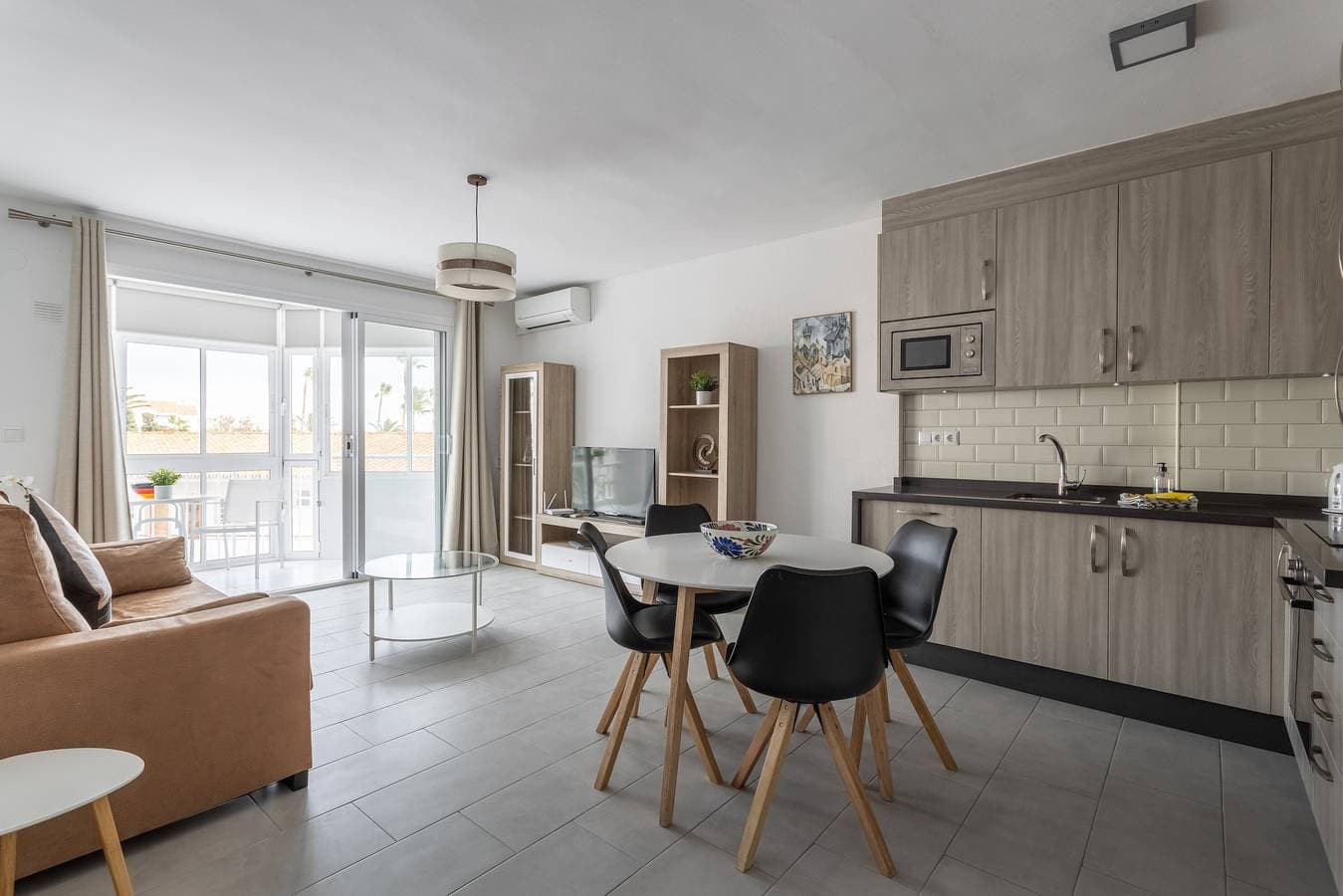 Foto 12 von 20: Frontline Ferienwohnung in Strandnähe mit Meerblick, Pool, WLAN und Klimaanlage