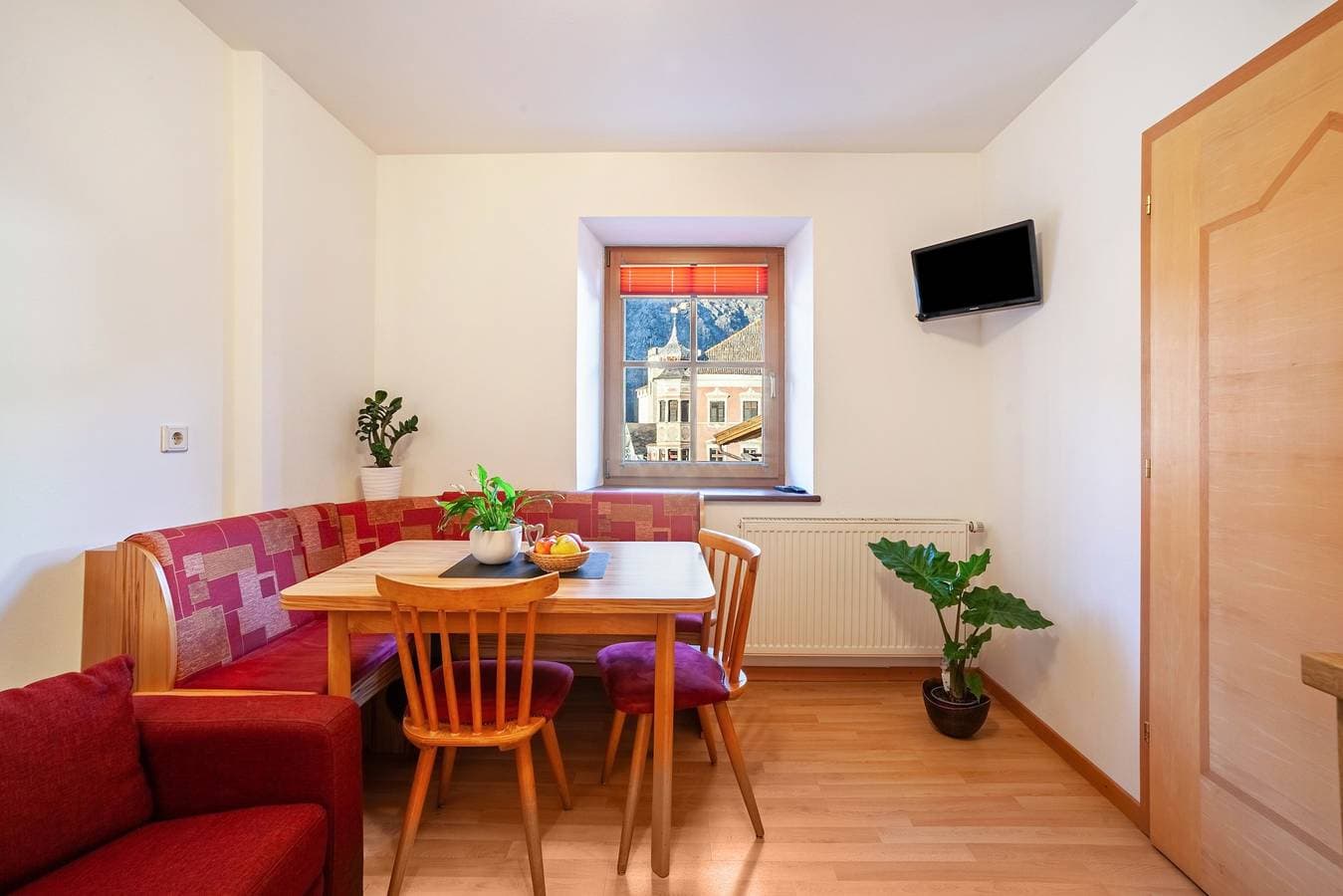 Foto 8 von 16: Ferienwohnung "Schnalserhof Jonagold" mit Bergblick, Garten und WLAN