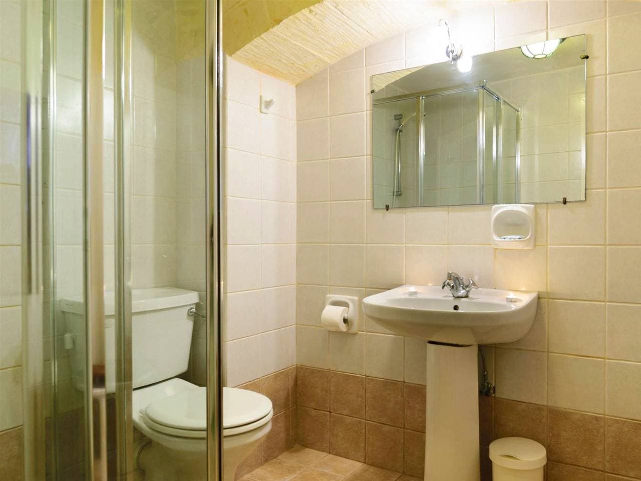 Foto 12 von 12: Villa für 5 Personen mit Pool