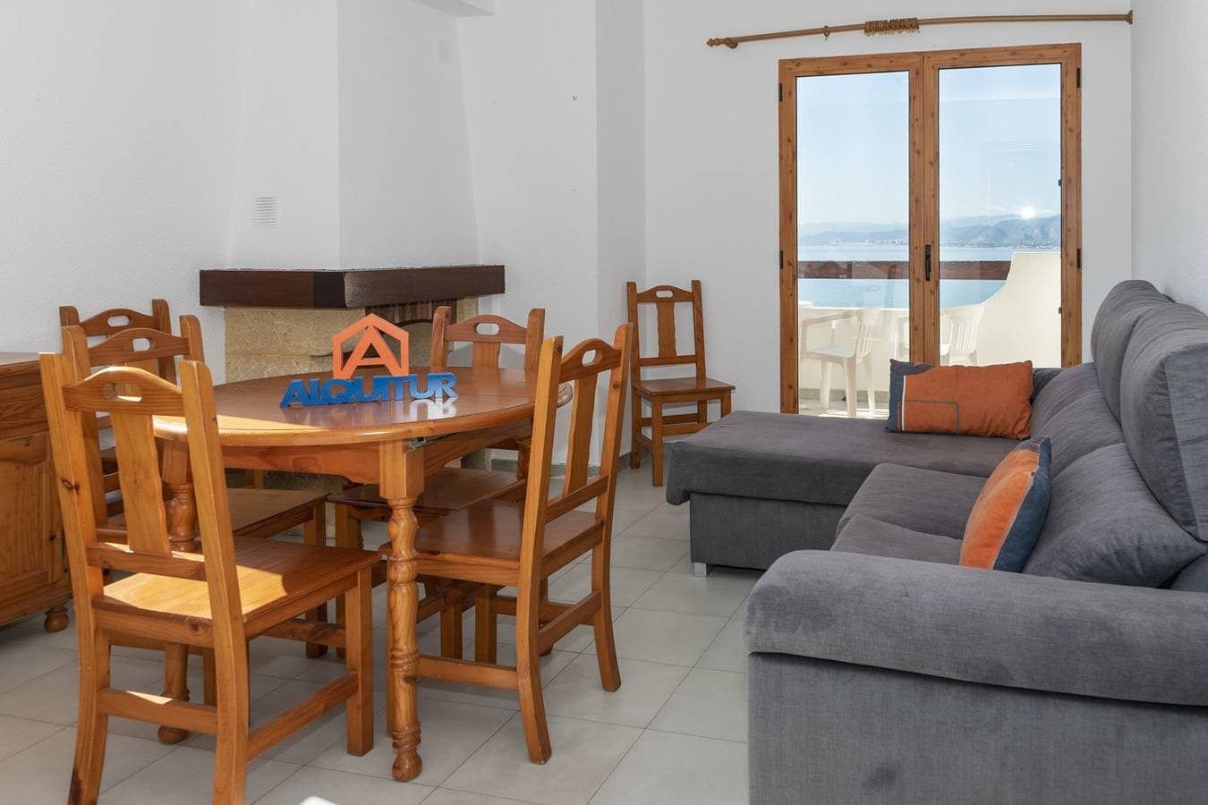 Foto 6 von 34: Ferienwohnung für 6 Personen mit Pool