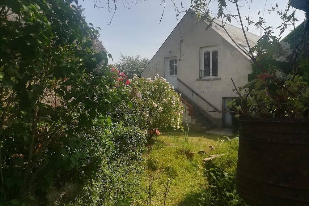 Charming house overlooking the Loire 1