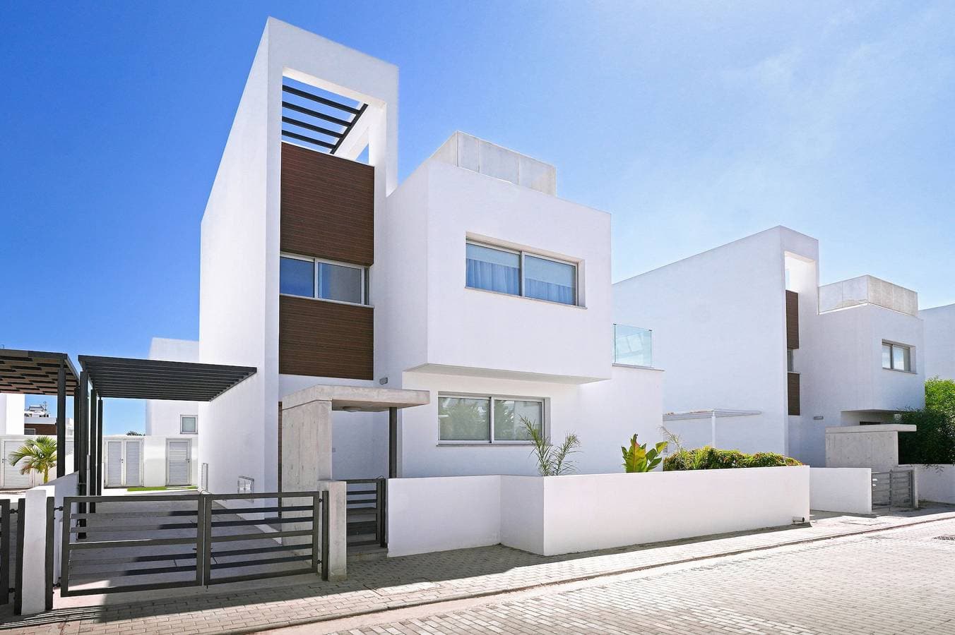 Foto 9 von 38: Villa für 7 Personen mit Balkon