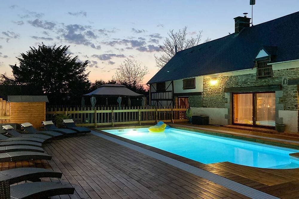 Brittany Group - 12/15 people - private Nordic bath and spa 1