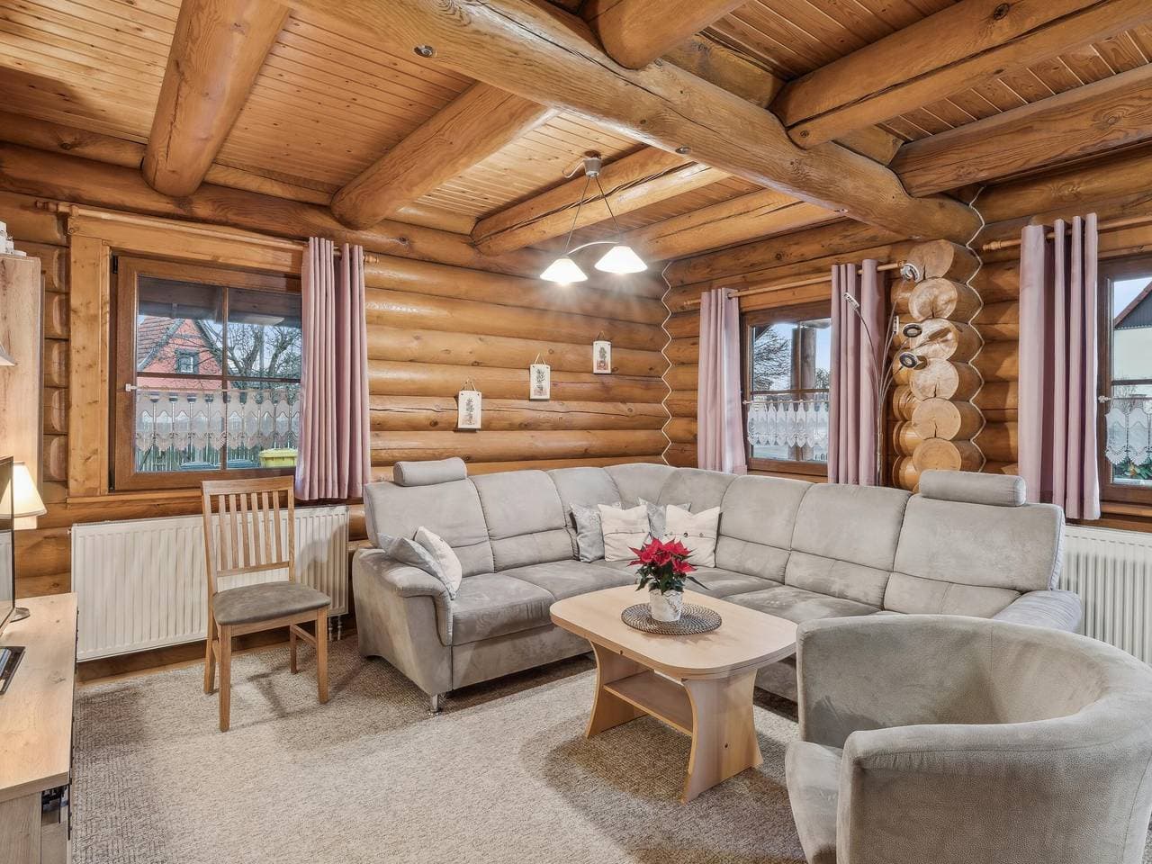 Foto 9 von 20: Gemütliches Holzstammhaus mit Garten im Harz