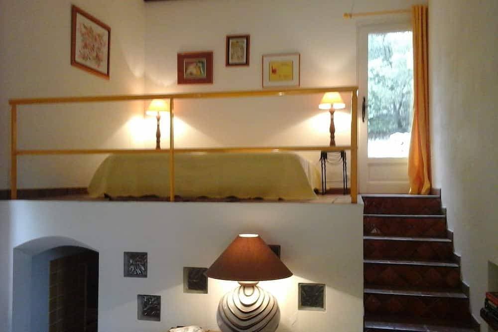 Foto 2 von 10: Absolute Quiet 45 km from the sea (St-Maxime St-Tropez).