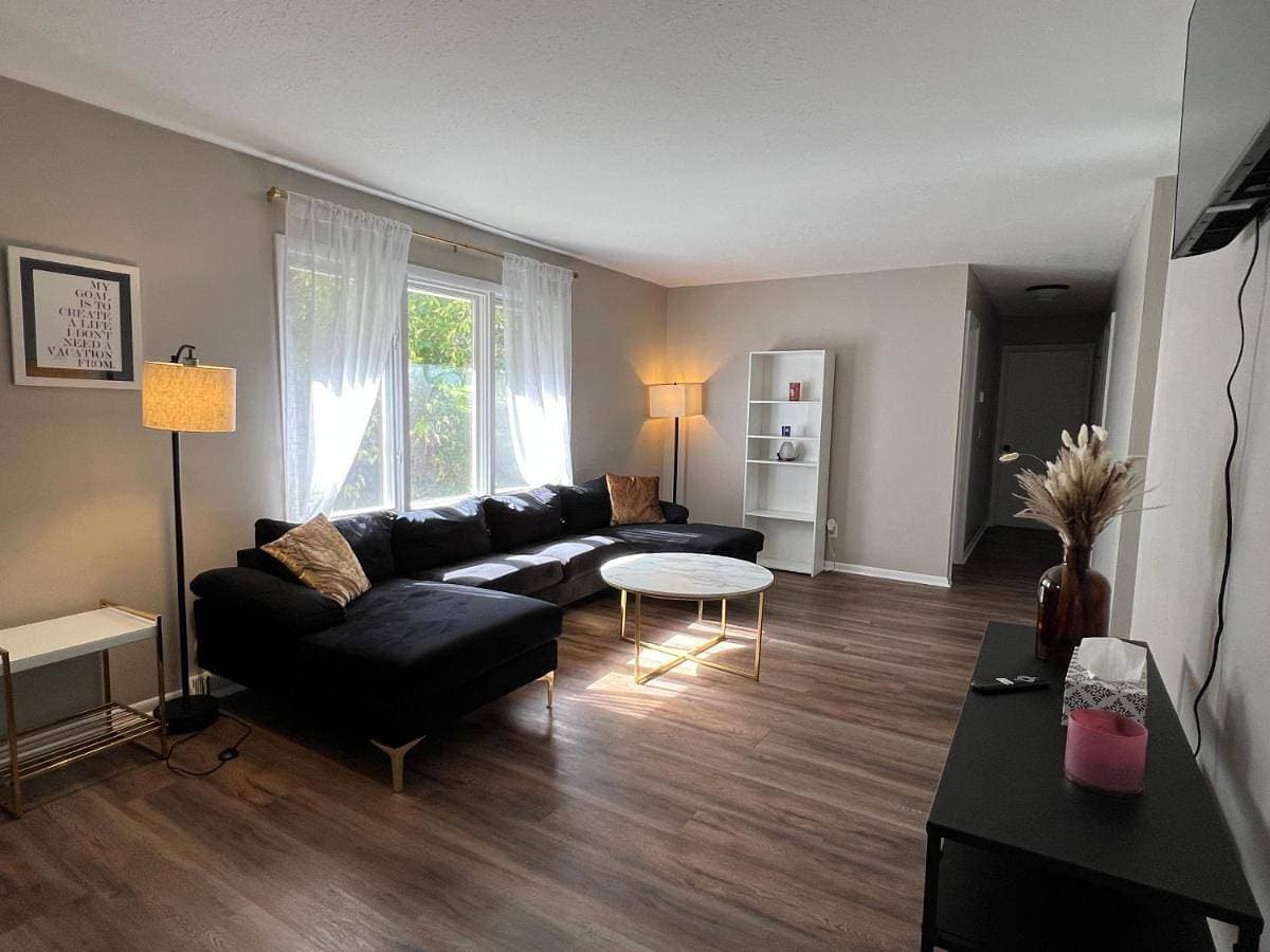 Oasis Of Maple Grove 1