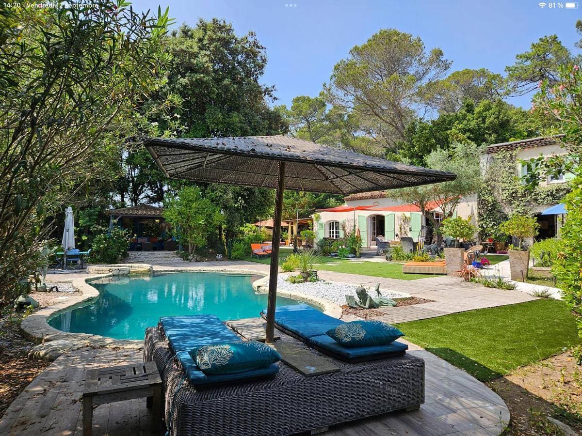 Villa piscine jacuzzi Mas la Bregeonière 1